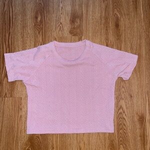 Pink Short Sleeve Top with cable knit-like design